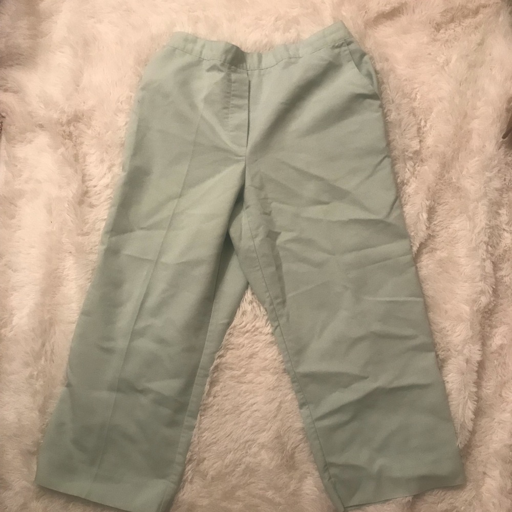 🎃 Alfred Dunner 8 mint green Capri